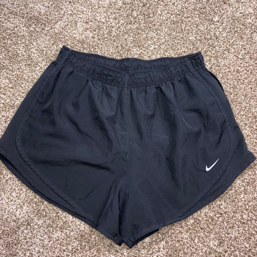 Nike Women's black running shorts large